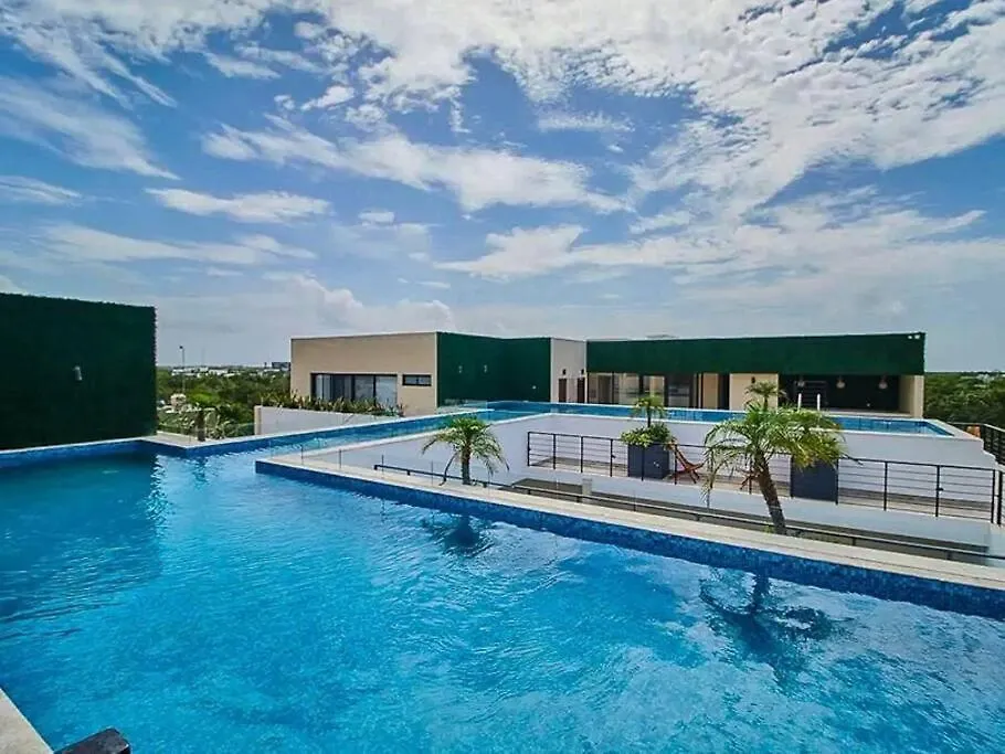 2 Bedroom Apartment With Rooftop Pool And Gym Tulum