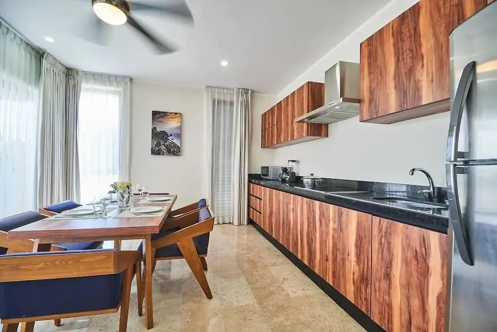 2 Bedroom Apartment With Rooftop Pool And Gym Tulum
